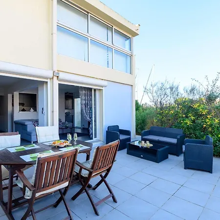 Marina Lumineuse Avec Terrasses Et Privee A Cap D'agde - Fr-1-387-181