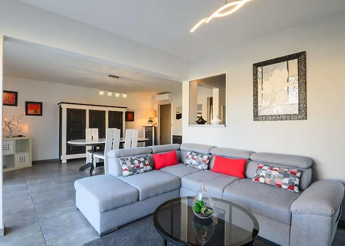 Apartman Marina Lumineuse Avec Terrasses Et Privee A Cap D'agde - Fr-1-387-181 Agde