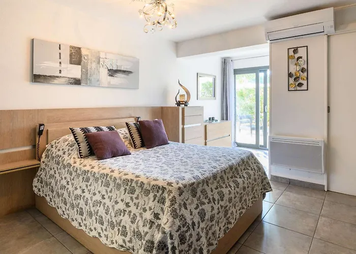 Marina Lumineuse Avec Terrasses Et Privee A Cap D'agde - Fr-1-387-181 Agde